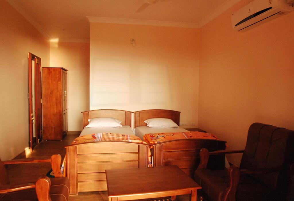 Club 7 Beach Resort Kannur Kamer foto